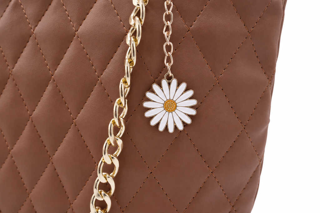 Mooi Quilted Chain bag